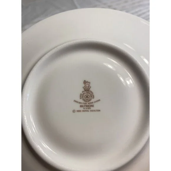 Royal Doulton Biltmore Blue Gold Rimmed Coffee Tea Cups & Saucers 18pc - Picture 7 of 12